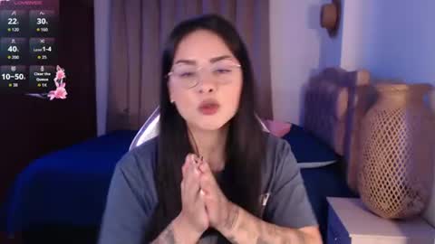 Snapshot of missmariana_ chatting on 06.18.26 missmariana_ online show from 06.18.26