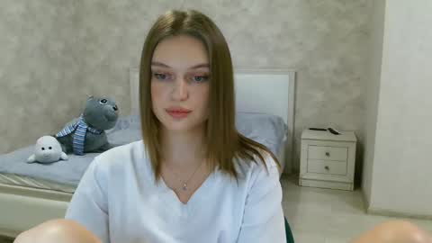 OneGoddess online show from 01.19.25