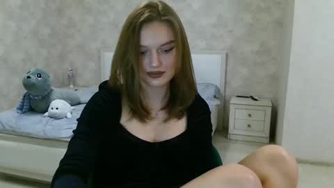 OneGoddess online show from 01.21.25
