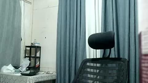 Snapshot of missmayeth chatting on 12.03.24 mayeth online show from 12.03.24