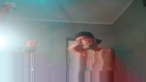 Snapshot of missmeandre chatting on 12.04.25 4bdn couple online show from 12.04.25