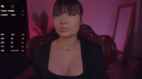 Snapshot of missmerciless chatting on 02.22.25 LUXXANDRA online show from 02.22.25