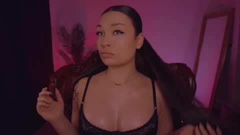 Snapshot of missmerciless chatting on 02.23.25 LUXXANDRA online show from 02.23.25