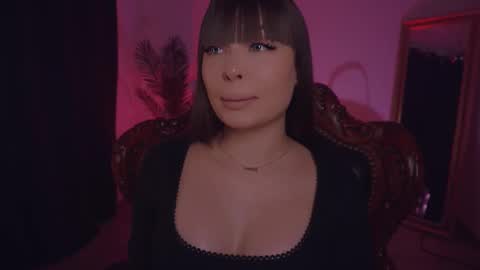 Snapshot of missmerciless chatting on 02.25.25 LUXXANDRA online show from 02.25.25