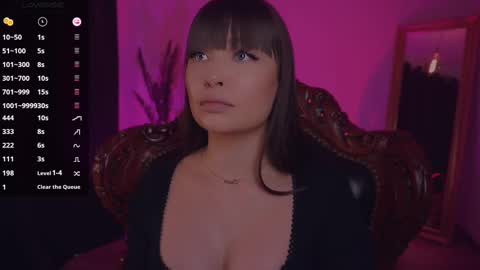 Snapshot of missmerciless chatting on 03.03.25 LUXXANDRA online show from 03.03.25