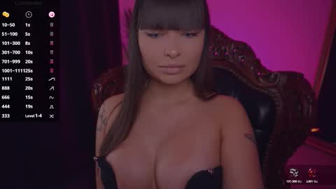 Snapshot of missmerciless chatting on 10.28.25 LUXXANDRA online show from 10.28.25