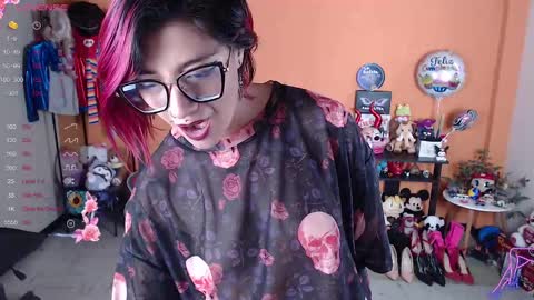 Miss Mia online show from 12.16.24
