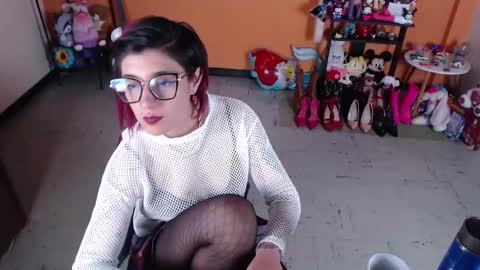 Miss Mia online show from 01.04.25