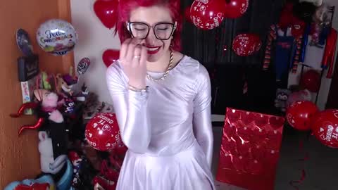 Miss Mia online show from 02.15.25