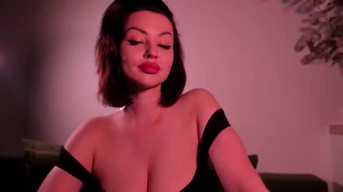  online show from 09.25.25