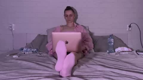 missmiroslava online show from 04.14.26