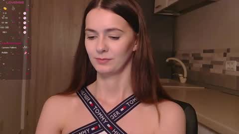 Moni online show from 01.05.25
