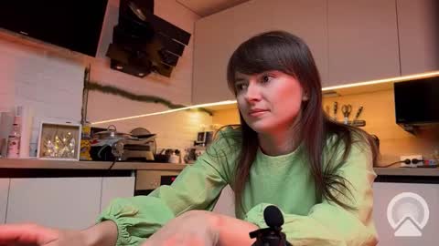 Miss Natasha online show from 01.02.25