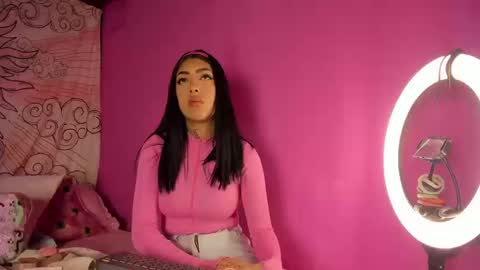 insta miss nickeloo online show from 09.29.25