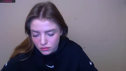 Snapshot of missoliviaa_ chatting on 02.27.25 Olivia online show from 02.27.25