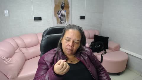 Penelope online show from 01.24.25