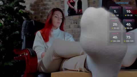 Snapshot of misspetitevenus chatting on 02.01.25 Miss Venus online show from 02.01.25