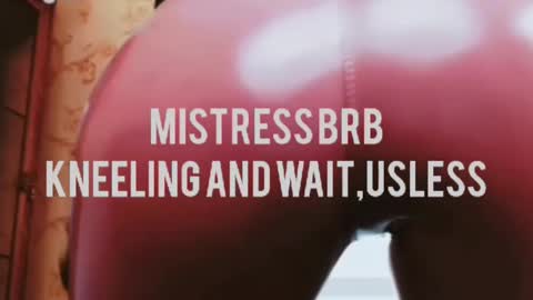 Snapshot of misspetitevenus chatting on 10.05.25 Miss Venus online show from 10.05.25