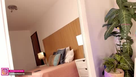 Snapshot of missprada chatting on 10.15.25 Emma Prada online show from 10.15.25