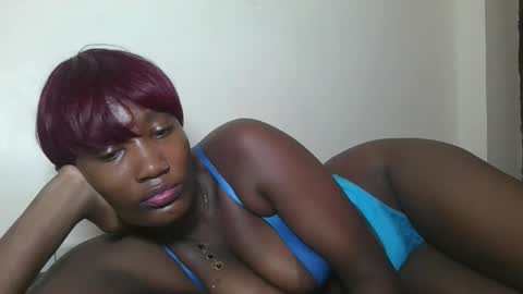 pretty gal online show from 12.22.25