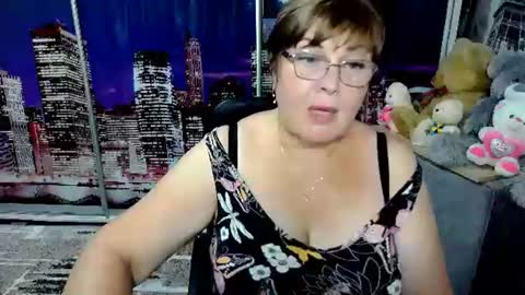 Snapshot of missritabella chatting on 08.04.26 Rita online show from 08.04.26