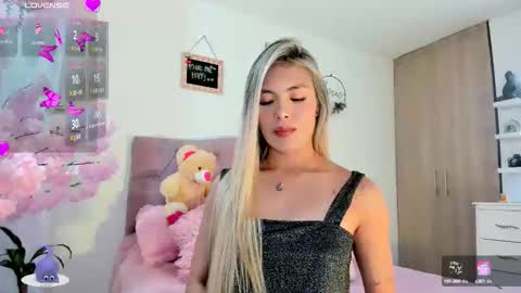 Snapshot of misssofiia_7 chatting on 09.25.25 ... Independent model online show from 09.25.25