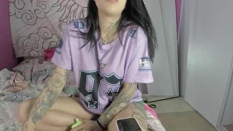 missstarmoon online show from 09.17.25