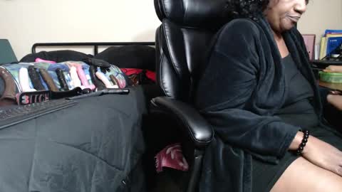 MissTajaa online show from 12.05.25