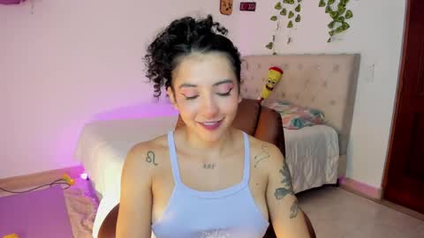 Snapshot of misstexass_ chatting on 05.28.26 Natalie Texass indepedent model online show from 05.28.26