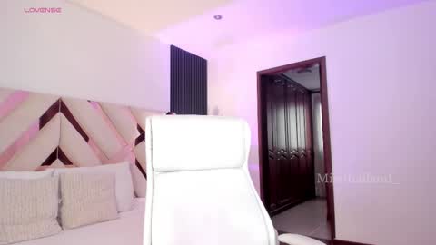 Fernanda Davila online show from 10.17.25