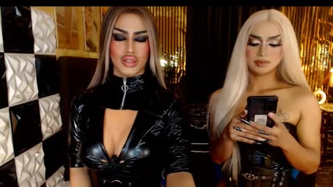 misstrishontop online show from 04.10.26