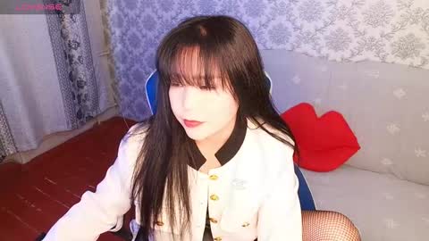 Snapshot of missvalday chatting on 10.07.25 Val online show from 10.07.25