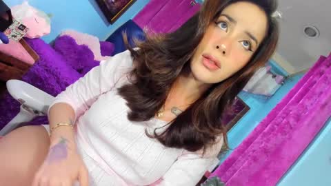 missvalentine18 online show from 02.11.25