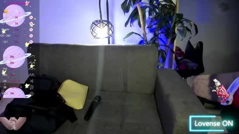 Snapshot of missvalery1 chatting on 12.11.24 missvalery1 online show from 12.11.24