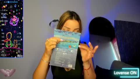 Snapshot of missvalery1 chatting on 12.30.24 missvalery1 online show from 12.30.24