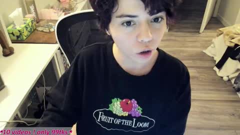 V Nessa online show from 03.13.26