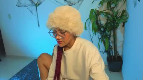 IG MISSVENUSS1 online show from 10.21.25