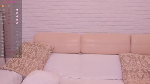 missxcaprice online show from 01.29.25