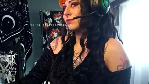 MissXDeville online show from 09.21.25