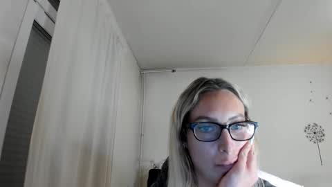 Missy matrix online show from 10.04.25