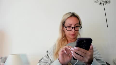 Snapshot of missy_matrix chatting on 04.22.26 Missy matrix online show from 04.22.26