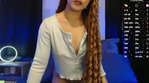 Snapshot of missycruz chatting on 10.09.25 Missy Cruz online show from 10.09.25