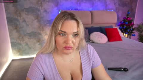  Amely  online show from 01.09.25