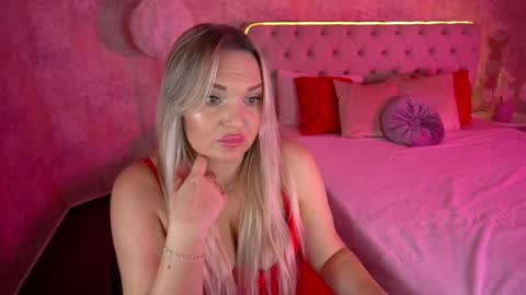  Amely  online show from 01.25.25