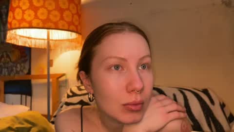 Snapshot of misszlataa chatting on 03.08.25 Zlata online show from 03.08.25