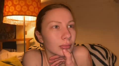 Snapshot of misszlataa chatting on 03.12.25 Zlata online show from 03.12.25