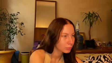 Snapshot of misszlataa chatting on 10.10.25 Zlata online show from 10.10.25
