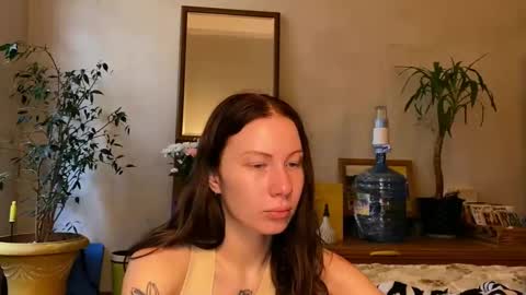 Snapshot of misszlataa chatting on 10.11.25 Zlata online show from 10.11.25