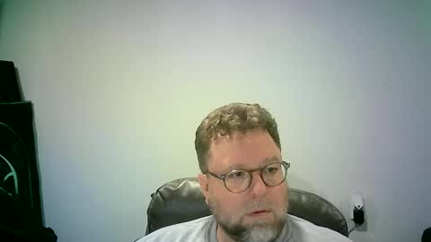 Snapshot of mister_happy567 chatting on 10.13.25 Mr. Happy online show from 10.13.25