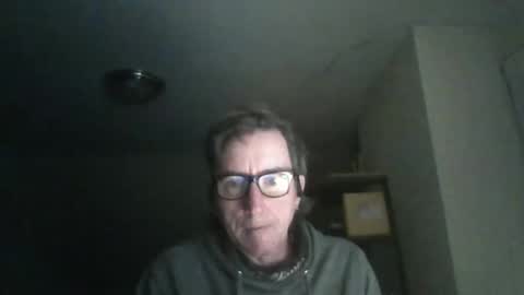 Snapshot of mister_void chatting on 11.22.25 Mister Void online show from 11.22.25